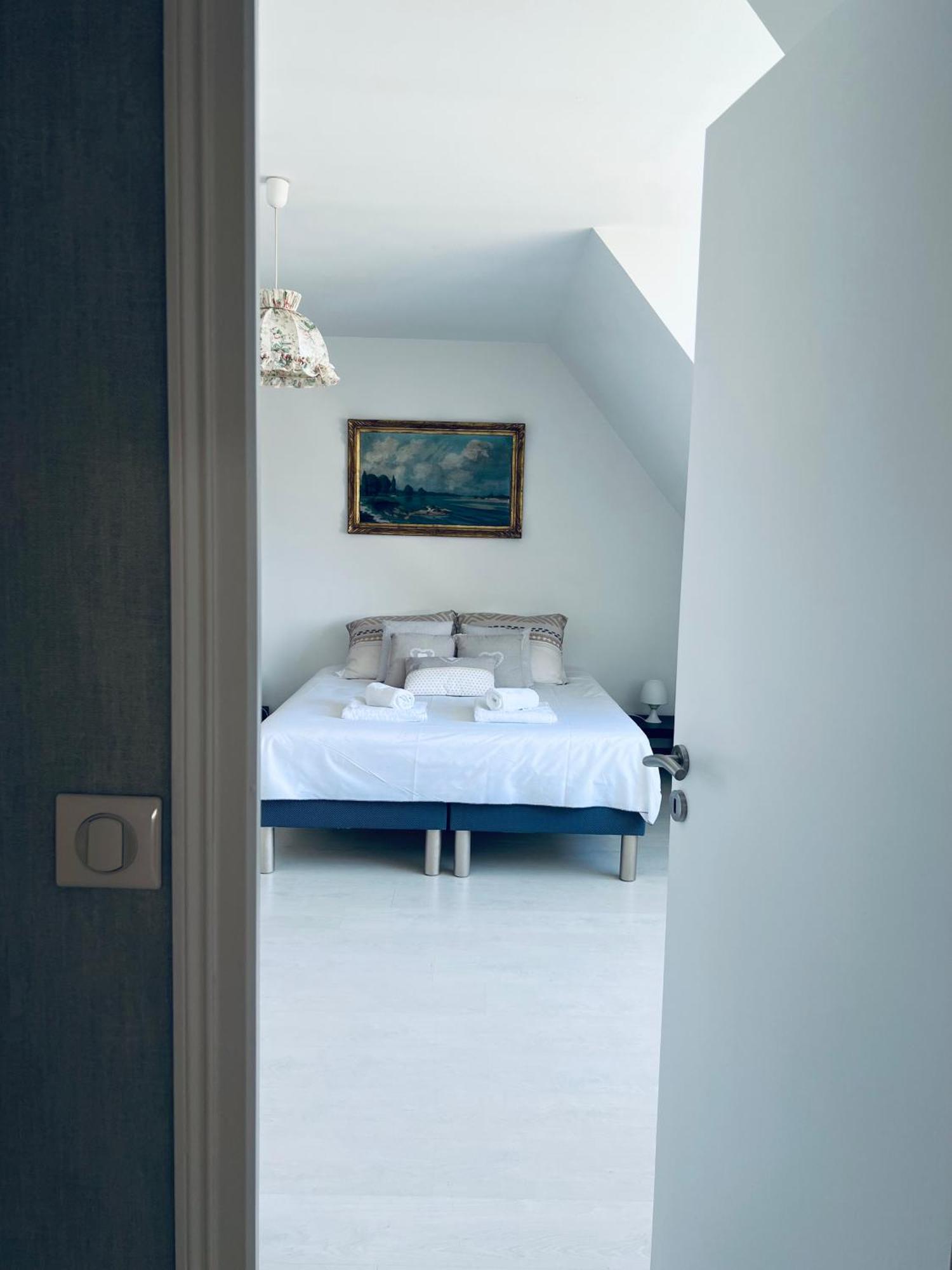 Le Manamour, Style Appart Hotel A 10 Min De Nevers Garchizy Exteriör bild